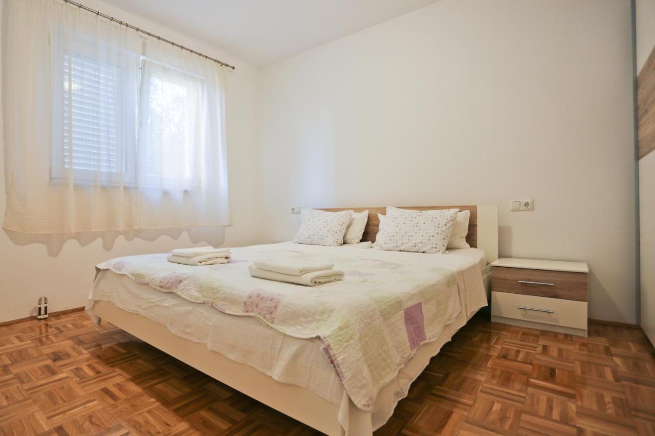Apartman Dani ซาดาร์ ภายนอก รูปภาพ