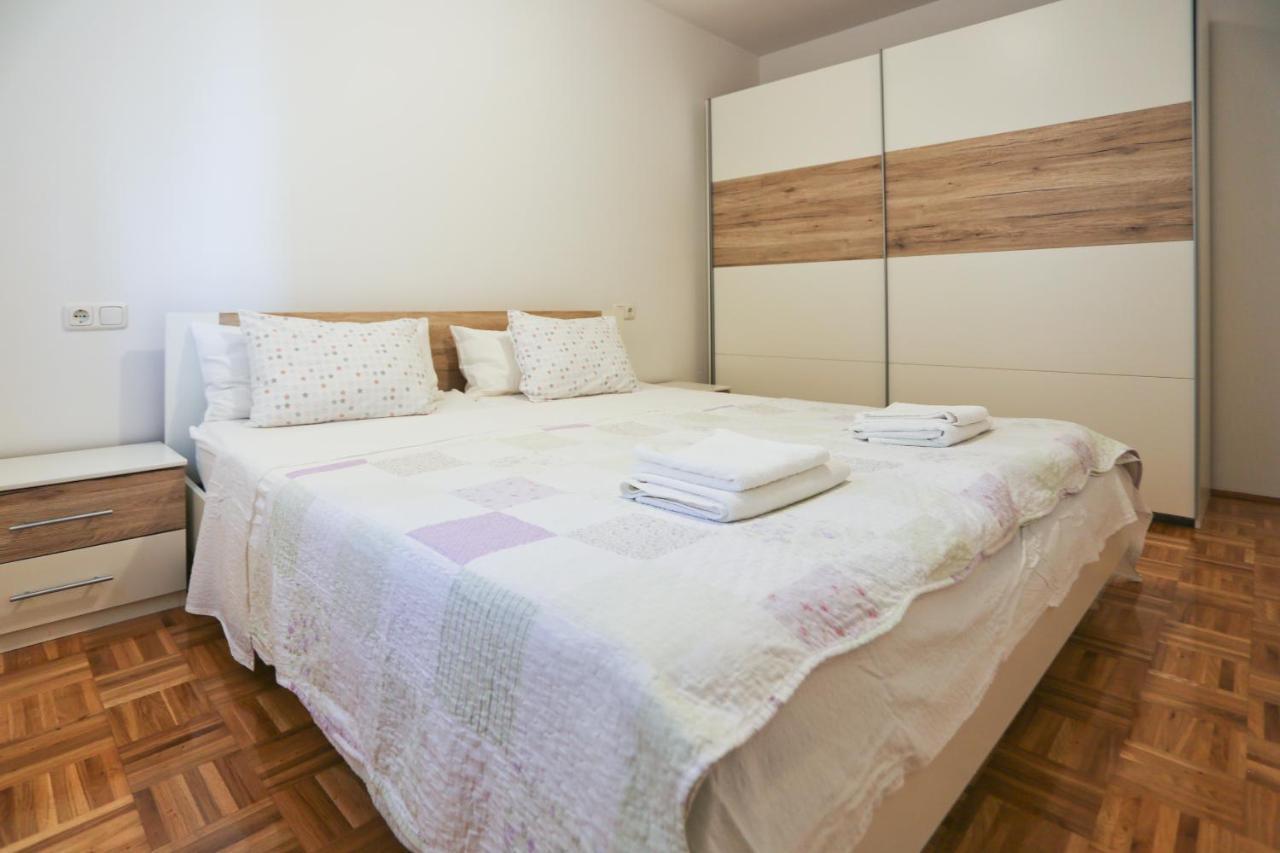 Apartman Dani ซาดาร์ ภายนอก รูปภาพ